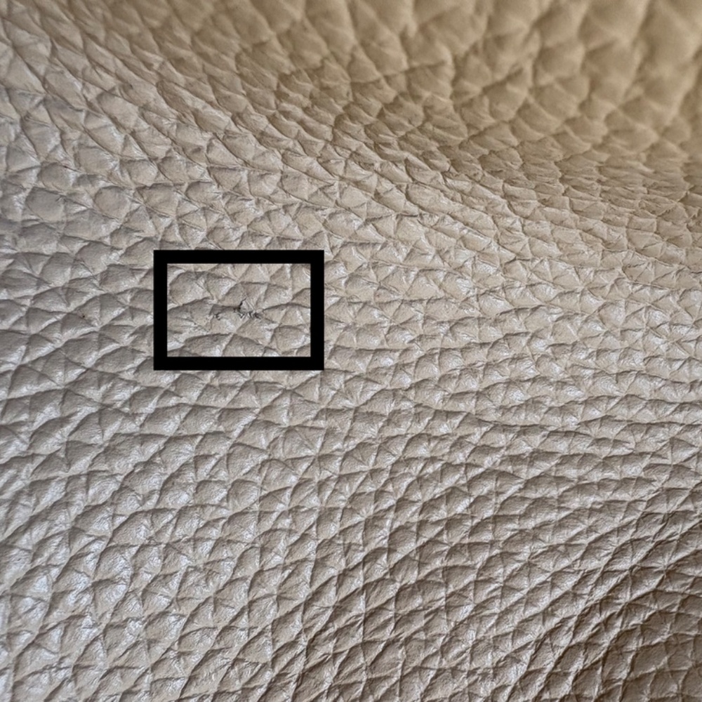 Cuyana Pebbled Leather Tote in Beige - Picture 8 of 9